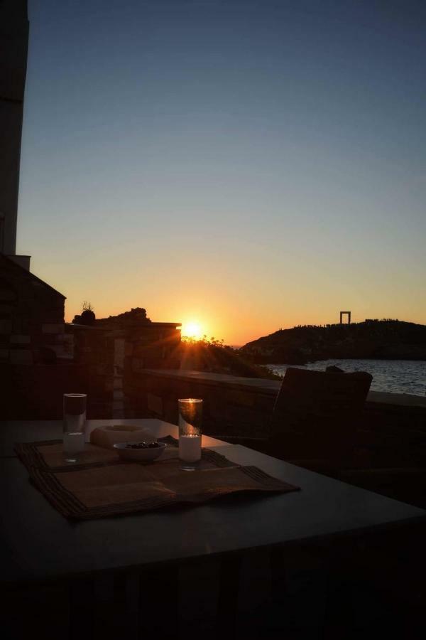 דירות Naxos City Albatross Seafront House מראה חיצוני תמונה